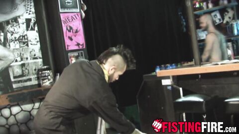 Succulent Draven Torres opens up a tight ass for deep rimming