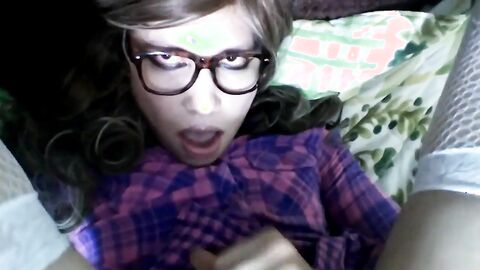 Crossdresser Paulina Doll's Solo Self-Facial