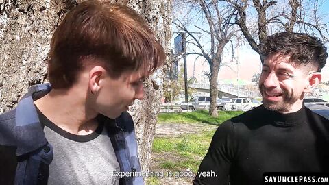 Driver Victorino Stone fucks Lorenzo August while waiting for the tow