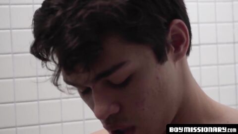 BoyMissionary.com - Bathroom hookup of two horny Mormon twinks