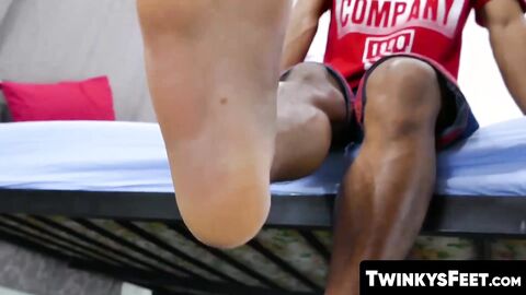 TwinkysFeet.com - Adorable twink beats his meat hard while playing with his feet and