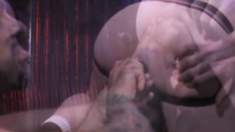 After some serious butt eating, Billy surprises Steve with the long black dildo Billy