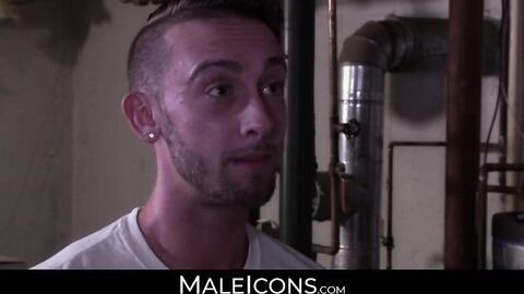 MaleIcons.com - Roman Todd and Billie's passionate encounter a great time filled with