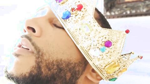 MaleNoir.com - Tattooed black stud Jaxx Maxim strokes his massive cock until he burst