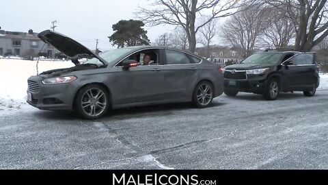 MaleIcons.com - Brandon Wilde's wild gangbang surrounded by horny muscular hunks