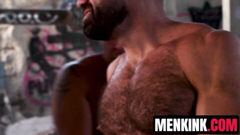 Ricky Larkin uses beefy Draven Navarro as his submissive toy