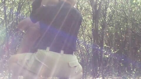 Outdoor Blowjob with an Amateur Crossdresser