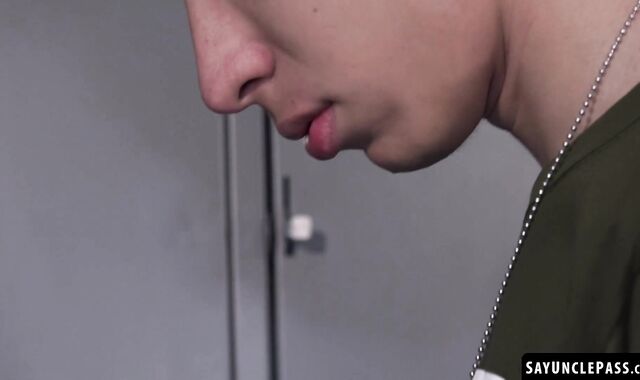 Diego Cerrutti decides to fill Antu Burghos ass with his massive cock