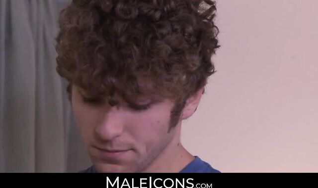 MaleIcons.com - Fit guy's massive anal invasion railing a sexy willing ass dude