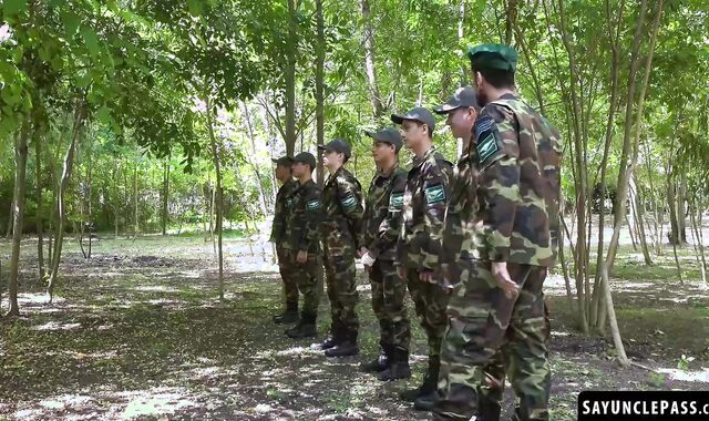 Cadets got their wild treat after a long training with Joris Leonard