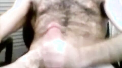 Hairy Daddy Bear Jacks Off on Cam