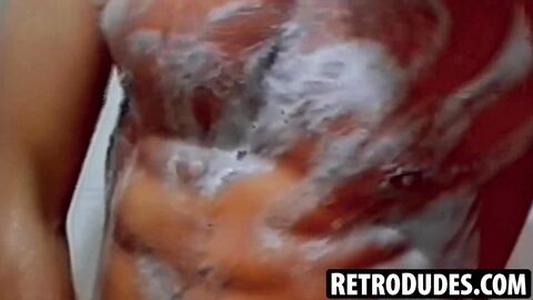 RetroDudes.com - Retro homos Keith Anthoni and Alan cuddle and suck each others cocks