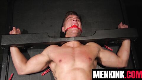 Sebastian Keys uses straight Jordan Boss like a muscular sex toy