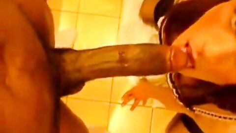 Crossdresser Fun with Amateur Man