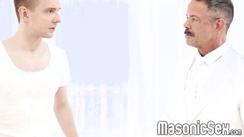 DILF Reece Scott oils and bangs servants Serg Shepards tight ass