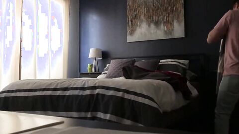 Hot Bareback Breeding with a Guy from Craigslist