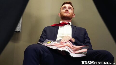 Ginger Seamus OReilly endures rough fisting by daddy Dale Savage