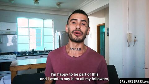 Alberto Chimal lets Cain Gomez fuck him while James VIP is away