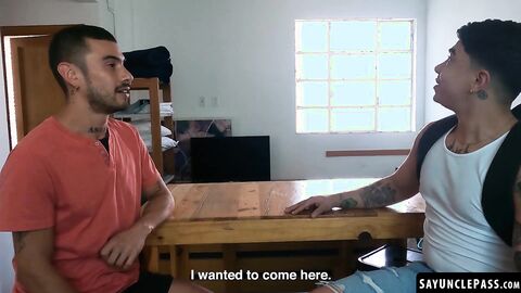 Alberto Chimal lets Cain Gomez fuck him while James VIP is away