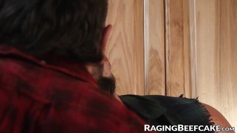 Ian Holms breeds Baxter James and makes his cock swell from pleasure