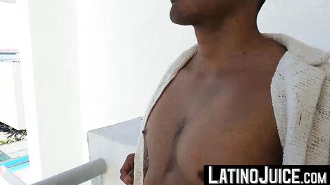 Hot stud Alam Herrera lets Fabian Plata insert his horny cock inside him