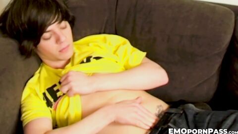 Sweet emo Sandy Jenkins strokes himself off to harvest his balls juices