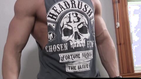 MaskXXX.com - Bearded guy Zack Lemec's muscle display during a jerk off session