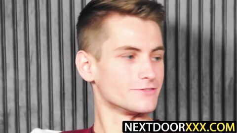 NextDoorXXX.com - Dale Savage dicks worshipped by Carter DelRay