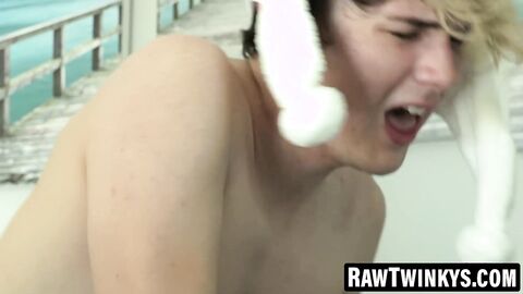 RawTwinkys.com - Bear twink dick sucked by twink Foxy