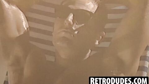 RetroDudes.com - Muscular Brian Summers gets wet and wild while stroking his thick co