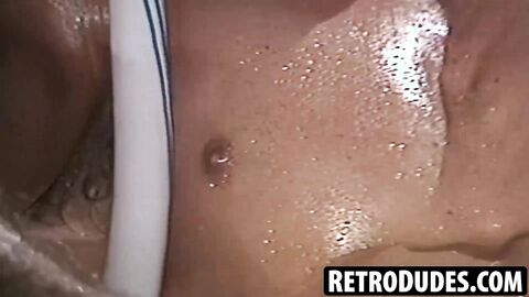 RetroDudes.com - Muscular Brian Summers gets wet and wild while stroking his thick co