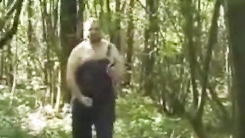 Barebacking Outdoor with Amateur Bear