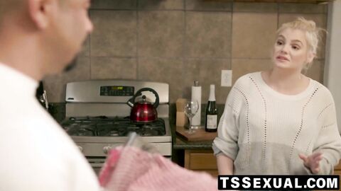 TSSexual.com - Watch ts Tori Easton dominate mature Draven Navarro