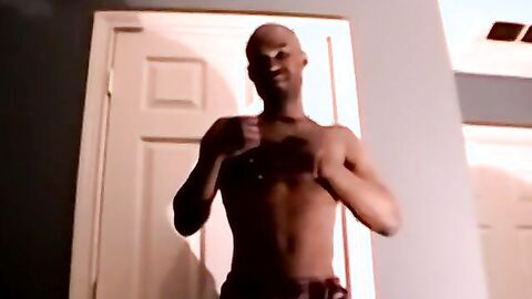 JoeSchmoeXXX.com - Cute ebony amateur blasting out a huge wave of spunk