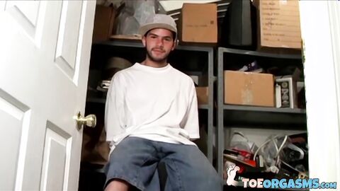 Hot young straight thug Lil B gets his feet sticky with his thick cum load