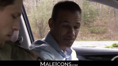 MaleIcons.com - Hitchhiker Roman Todd's intense encounter with DILF Rodney Steele's t