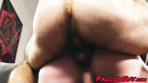 Hung Drew Valentino wrecks muscular Michael Bostons asshole