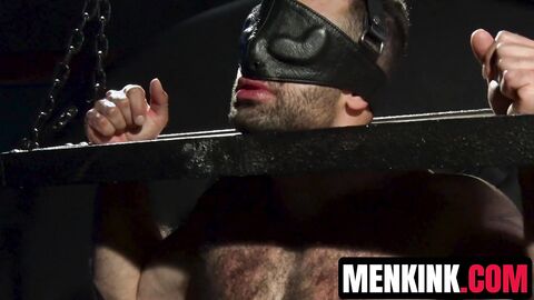 Muscled Arad Winwin dominates Lucas Leons hairy tight hole