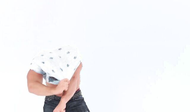 Photoshoot of masked Peter Stallion turned into a solo jerking sesh