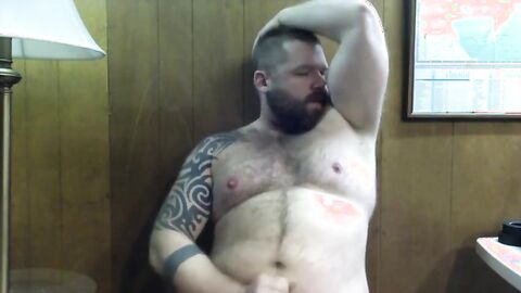 Hairy Bear Loves Stinky Armpits for Masturbation Fun