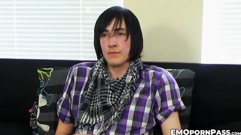 Horny wanker Andy Roberts shoots out his cum directly to his emo face