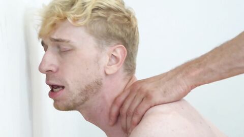 Blond Jesse Stone massages stepdad Johnny Ford before plowing raw