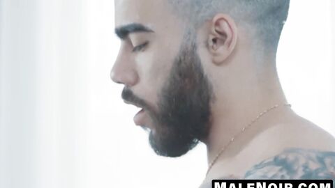 MaleNoir.com - Taye Scott's ass serviced and stretched by seductive Papi