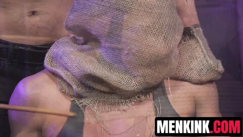 Isaac X unleashes stiff dick to inspect Cesar Xes slutty hole