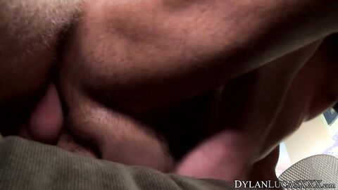 American jocks Javier Cruz and Todd Haynes anal fuck and cum