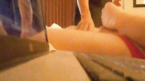 Room Service Catches a Str8 Daddy