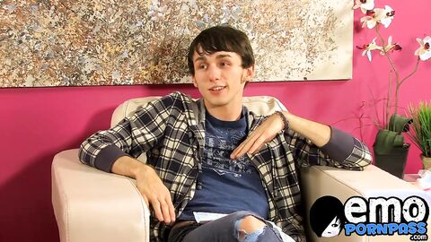 Kinky twink seduces his partner into fucking his tight ass