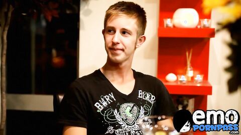 Young waiter seduces a twink into riding his hard cock