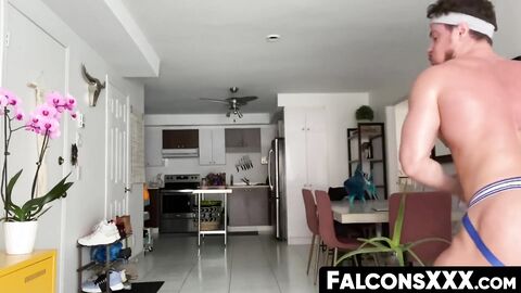 FalconsXXX.com - Muscle jock Skyy Knox riding a big fat dildo in a hot solo toy play