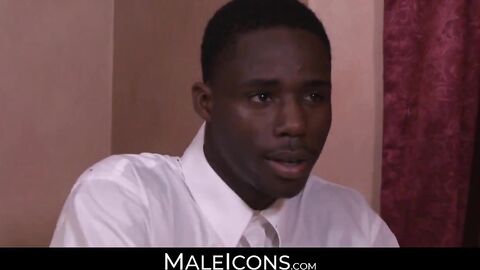 MaleIcons.com - Hot DILF Hans Berlin's encounter with stud Drake Magnum's massive coc